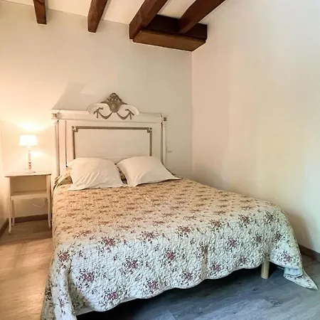 Maison Du Bourg 度假居